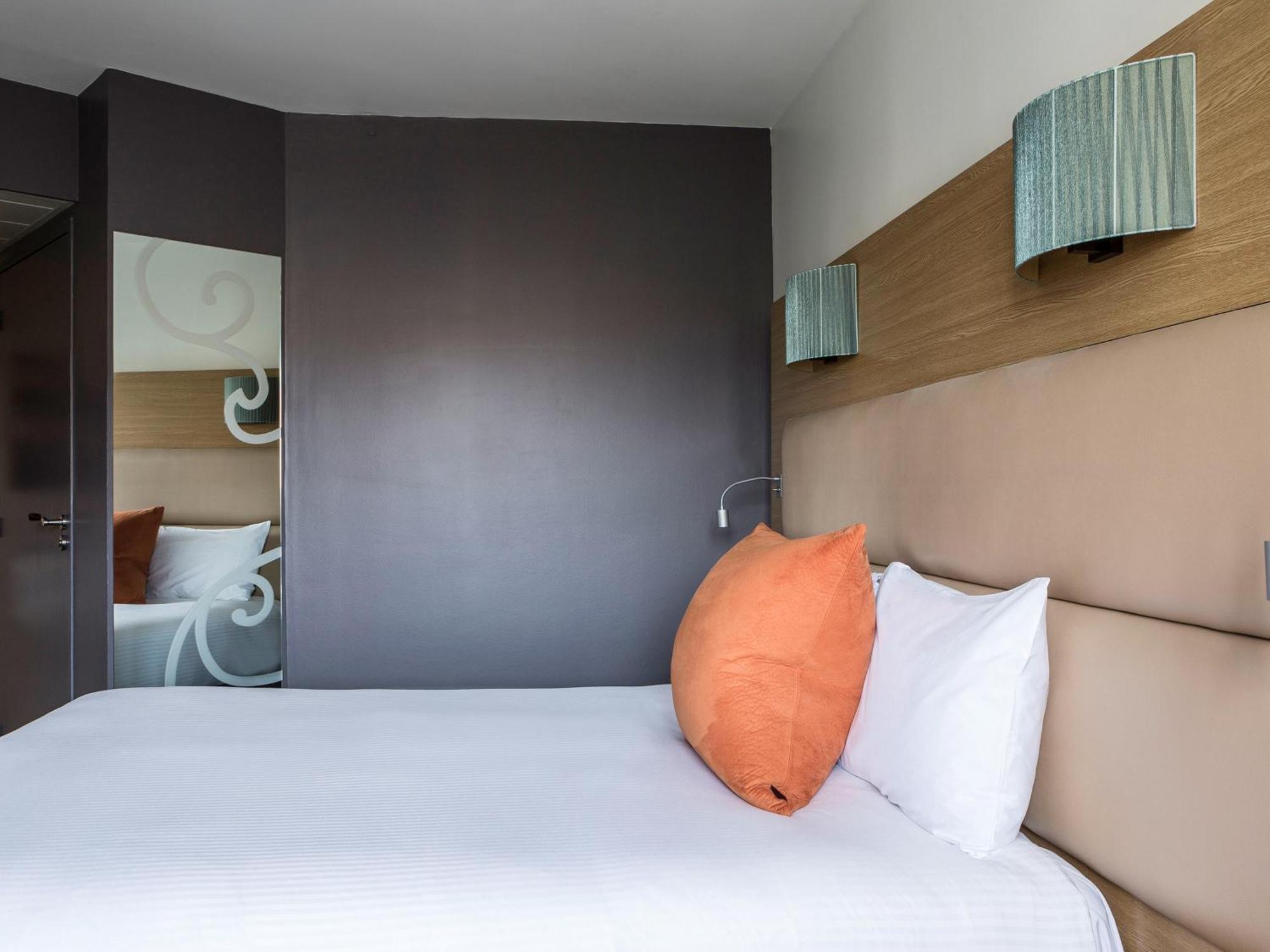 Classic Double Room,1746827534:JPEG