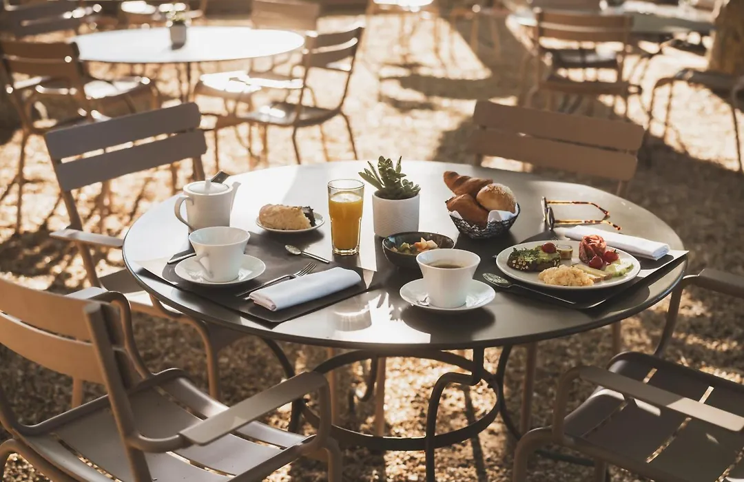 Les Lodges Sainte-Victoire Hotel & Spa-1